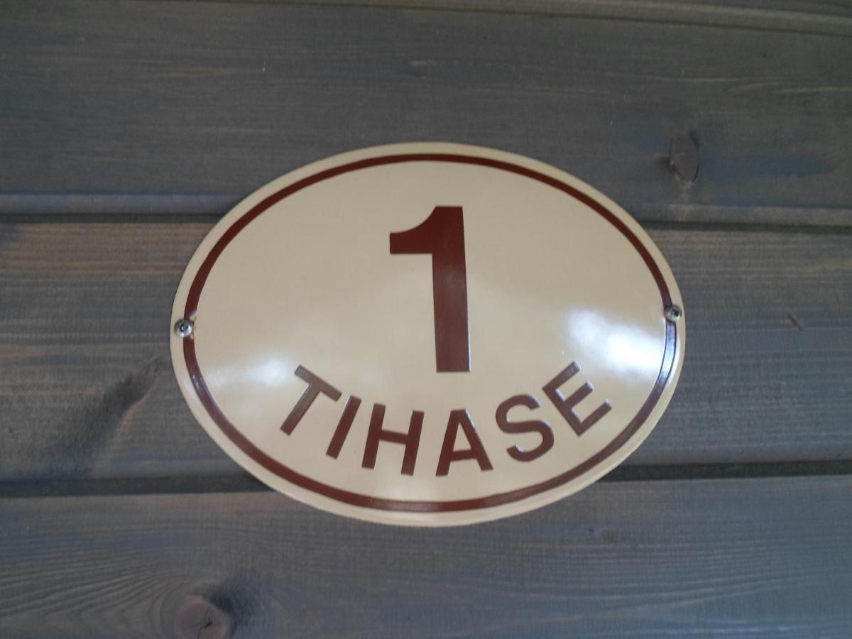 Tihase Puhkemajake Pärnu Buitenkant foto